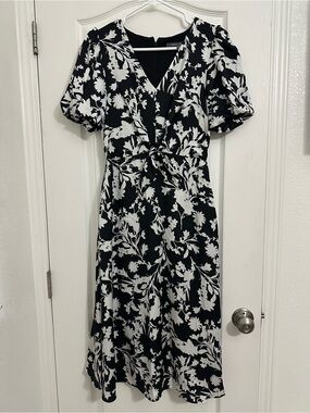 julia jordan Black and White Floral Midi Dress